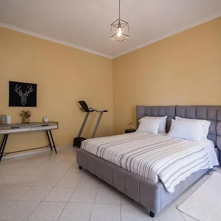 Appartamento Paradiso Kanálion
